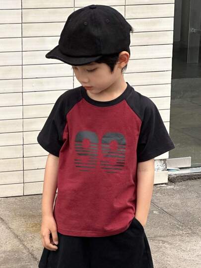 DAZY قميص تي شيرت كاجوال أكمام قصيرة للأولاد ذو تصميم كتلة الألوان مع طباعة الأرقام