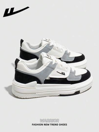 WARRIOR زوج من الرياضية كاجوال للنساء من ماركة WARRIOR ذات سطح جلدي، ذات كعب قصير غير منزلق وأساس مسطح منخفض، سهل الارتداء مناسبة للطالبات وحفلات التخرج والتصوير، بتصميم أنيق وألوان متماسكة، مثالية للمشي والتنزه