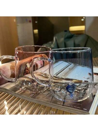 كوب قهوة زجاجي مقاوم للحرارة عالي البورسيليكات، مميز بتصميم قلب منحوت داخليا، أناقة وأسلوب رومانسي لشراب الشاي والكابتشينو واللاتيه والحليب والعصير، هدية فريدة مفكرة لعيد الحب أو عيد الميلاد أو الذكرى السنوية، مثالي للاستخدام المنزلي ومكتبي