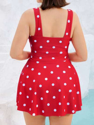 SHEIN Swim Curve مجموعة سباحة تشكل من جزأين بحجم كبير: ملابس علوية تانكيني بطبعة زهور بحمالات سميكة وشورت ، للاستخدام في العطل