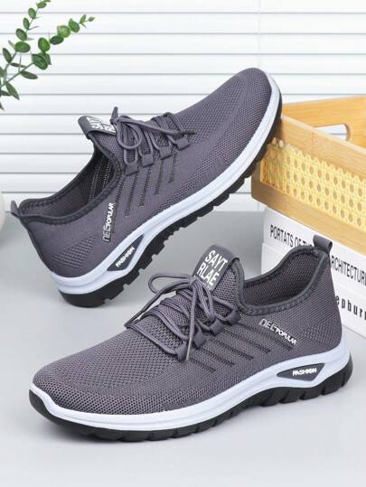 أحذية رياضية كاجوال للرجال ، أحذية رياضية شبكة تنفس ، أحذية مشي خارجية مقاومة للانزلاق وذات متانة ، طراز سهل الارتداء للمتوسطي العمر والمسنين (تصغر بمقاس نصف مقاس)