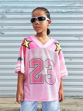ملابس بناتي Coolane Kids تي شيرت كاجوال للفتيات المراهقات باللون الأحادي والرقعات، ذو ياقة على شكل حرف V وأكمام قصيرة بطباعة شعارية