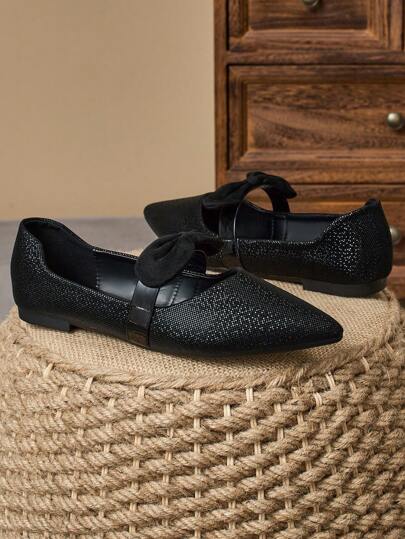 أحذية مسطحة عصرية للنساء ذات أصبع حاد للإغلاق من دون أربطة، سوداء وعملية للمناسبات الرسمية والخارجية في الربيع والصيف، كعب منخفض أنيق عالي الجودة مناسب للحفلات والزفاف، مزين بفيونكة