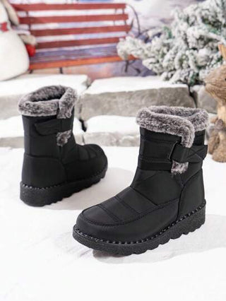 بوت ثلج مبطنة بالبطانة الفلينية للنساء، بأعلى متوسط الساق بشكل دائري، كعب مسطح، مقاسات واسعة، مقاومة للماء وانزلاق، بوت عالية السطح، مقاومة للبرد، بوت أم، لون أسود