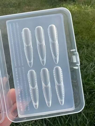 1 قالب فني للأظافر من الدانتيل الفرنسي، وطبعة ثلاثية الأبعاد مزخرفة بالشريط والخرز، قوالب استنسل شفافة للأظافر