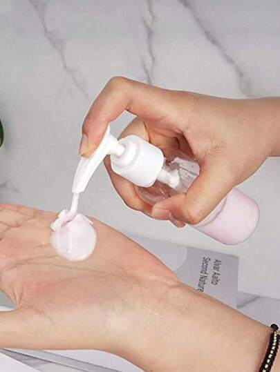 5 قطع زجاجات شفافة دائرية للأكتاف، زجاجات سائل، زجاجات مضخة للكريم، حاويات سفر بلاستيكية قابلة لإعادة التعبئة لمستحضرات التجميل ، أحجام للسفر محكمة الإغلاق للمواد الأساسية الشخصية، الشامبو، المرطبات، مستحضرات التجميل المحمولة، للسفر أو المنزل...