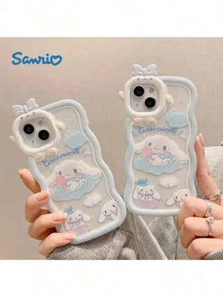 Sanrio حافظة هاتف كارتونية من سانريو متوافقة مع أي فون 15/14/13/12/11/XS/XR/X بلس برو ماكس ومني، من السيليكون الناعم، تصميم كارتوني لطيف وبسيط وإبداعي، يشمل جميع الموديلات (تصميم ثقب للكاميرا، بعض الموديلات لا تتطابق بشكل كامل مع العبوة)
