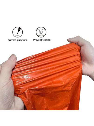 مجموعة كيس النوم الطارئ 2 قطعة - تشمل 1 قطعة معطف المطر الطارئ مبطن بالألومنيوم والرقائق المعدنية و1 قطعة كيس نوم طارئ, بطانية محمولة للبقاء على قيد الحياة, كيس نوم دافئ للتخييم, معدات سفر وتنزه خارجية ضرورية