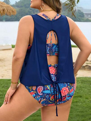 SHEIN CURVE+ طقم بيكيني محافظ مطبوع بطريقة بوهيمية عتيقة 3 قطع للمرأة البدينة