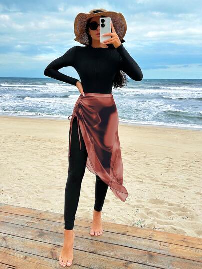 Swim Shayni زي سباحة حريمي أحادي اللون بأكمام طويلة وسحاب، مع طقم غطاء صباغة التعتيق المطابق وتنورة قصيرة بيكيني