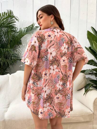 Swim Lushoire ملابس سباحة نسائية ذات قطع ثلاثة بحجم كبير تشمل: توب بنقشة موحد اللون وحمالات قابلة للتعديل، شورت سباحة بخصر عالي ذو طبعة استوائية وغطاء أنيق، ملابس سباحة أنيقة وكاجوال للشاطئ