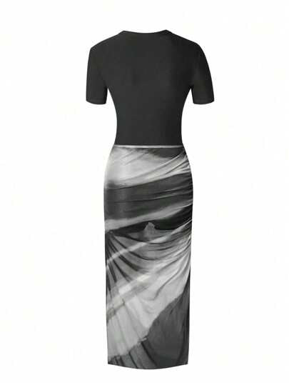 Swim Shayni طقم صيفي للنساء: ملابس علوية تانكيني بأكمام قصيرة وسحاب في الرقبة وشورت ، مع تنورة طويلة مرقعة بالزهور كغطاء , ملابس عطلة وأجازة عفوية