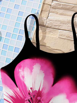 بدلة سباحة بقطعة واحدة بخطوط بسيطة باللون الأسود مناسبة ل- المراهقات، مجموعة ملابس صيفية معتدلة، موسم خروجات العائلة ، وضع الشاطئ، اكسسوارات العطلة ، ملابس سباحة للمراهقات، عاطفة العطلة