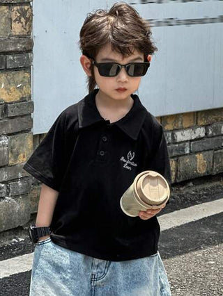 DAZY قميص بولو كم قصير بطباعة أحرف للأطفال الصغار، صيفي