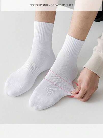 15 زوجًا من الجوارب البيضاء العادية للرجال، مقاومة للروائح الكريهة، قابلة للتنفس، تمتص العرق، مناسبة لكل المواسم، للارتداء اليومي والرياضة
