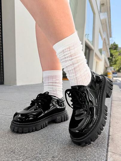 أحذية أوكسفورد حريمي DareSee أكسفورد سوداء بنعل سميك للنساء، طراز إنجليزي ربيع 2024 وصول جديد لأعياد الموسيقى وحفلات Y2K والعودة إلى المدرسة