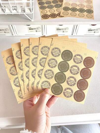 50 قطعة أكياس هدايا بفيونكة ، أكياس ورق كرافت بملصقات عتيقة ذات مقبض بالجملة ، أكياس هدايا حفلات الزفاف وأعياد الميلاد ، أكياس ورق كرافت فاخرة بفيونكة ، خامة تعبئة للبطاقات البريدية ، تصميم أبيض كيوت ، أكياس تغليف هدايا ورق الكرافت بالجملة لحفلات الزفاف و