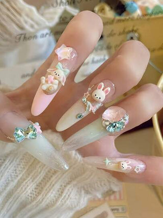 قالب شفاف جميل لفن الأظافر مع ديكورات أرنب كرتوني وكرز وفيونكة وشريط 3D للأظافر، أداة نحت يدوية