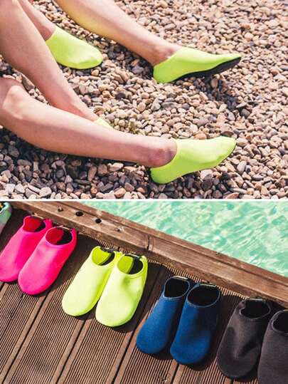 زوج من الجوارب الخفيفة السريعة الجفاف المناسبة للشاطئ والسباحة والقوارب والصيد واليوجا والتمارين المائية (ملاحظة: الأحذية ذات النعل الرقيق ، يرجى الشراء بعناية)