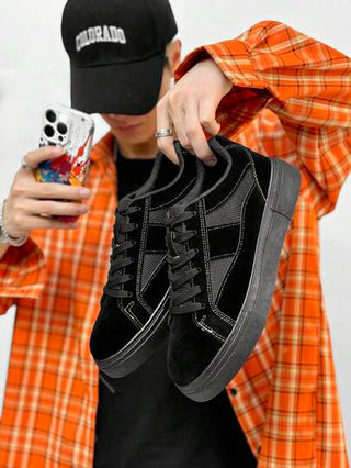 أحذية كانفاس منفذة للهواء مع أسطح سميكة، باللون الأسود البسيط، أحذية رياضية كاجوال للرجال، أحذية رياضية شبكية مانعة للانزلاق للطلاب، تصلح لجميع المواسم