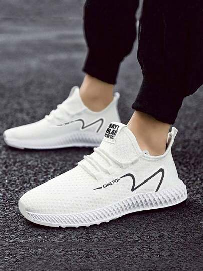 حذاء رياضي للرجال يناسب الصيف ذو طبعة مطاطية مانعة للانزلاق وشبكة تنفس، متعدد الاستخدامات، طري، للمشي لأداء المهام اليومية، بتصميم أبيض بسيط وأنيق، حذاء كاجوال سهل الارتداء
