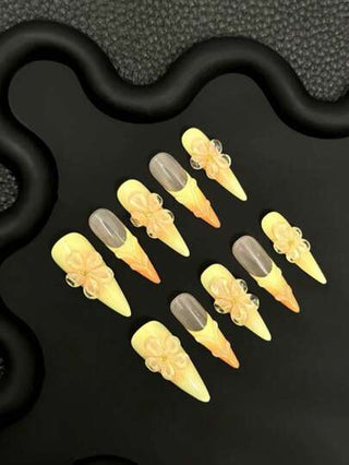 10 قطع من الأزهار الصغيرة الصفراء النقية المصنوعة يدويًا لتزيين الأظافر، بتصميم ثلاثي الأبعاد كبير وأبيض