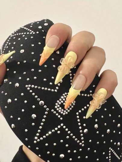 10 قطع من الأزهار الصغيرة الصفراء النقية المصنوعة يدويًا لتزيين الأظافر، بتصميم ثلاثي الأبعاد كبير وأبيض