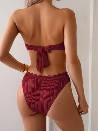SHEIN Swim 2 قطعة بكيني لموسم الربيع للنساء بلون قوي ومثبت الرقبة وظهر مكشوف، مزين بتطريز صدفي، ملابس سباحة للشاطئ