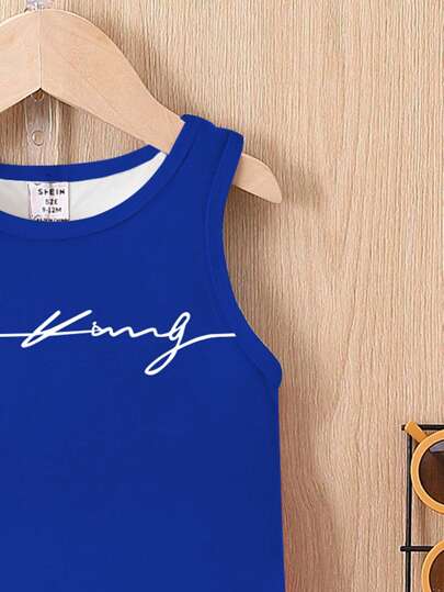 طقم صيفي للأولاد الرضع كاجوال به ملابس علوية بدون أكمام بطبعة الملك وشورت بلون أزرق