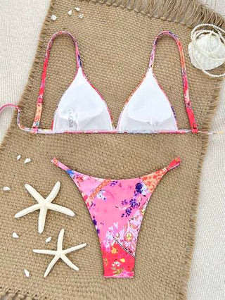 Swim Mod مجموعة بكيني سكسي خلفي أزهار منتشرة للنساء للشاطئ والعطلات