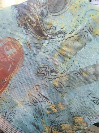 Elenzga مجموعة قطعتين، ملابس علوية مثلثة مرسومة بالبيسلي وتصميم تربيط، تنورة شبكية ماكسي مزينة بالمعدن للجوانب، ملابس نسائية للشاطئ والعطلات الصيفية