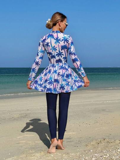 Swim Shayni طقم من شقتين للمرأة: توب وأسفل بوركيني ، طبعة أشجار النخيل الملونة، توب قصير بأكمام طويلة وسحاب نصفي، وفستان قصير قصة A-شكل