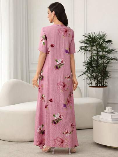 Lacomfia فستان عربي بطباعة الزهور بأسلوب تقليدي مع تباين لوني عند الجوانب، مصمم بطريقة محدثة من فستان الشونغسام الصيني، مناسب للربيع والصيف