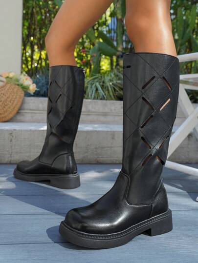 بوت نسائية مثقبة مفرغة إلى الركبة، بوت طويلة بنعل سميك بطراز عتيق بنكي جديد لفصل الصيف