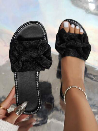 صنادل نسائية مسطحة صيفية جديدة، مزينة بفيونكة لامعة مصنوعة يدويًا، فتحة للأصابع، مناسبة للاستخدام المنزلي والخارجي والشاطئ والعطلات