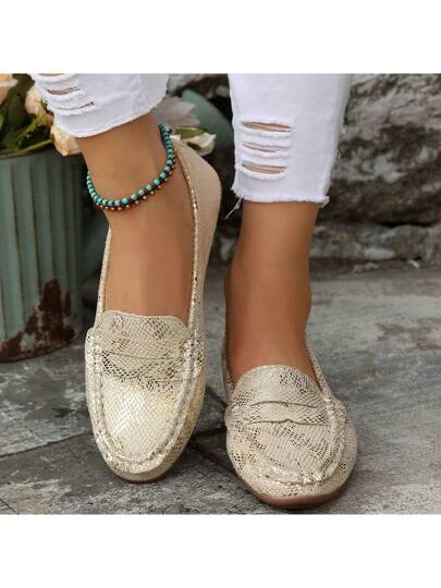 جزمة كاجوال مسطحة سهلة الارتداء للنساء، طبقة قاعدة ناعمة، مقاومة للانزلاق، خفيفة الوزن ومريحة، مناسبة للخارج والعمل والأمهات متوسطات السن