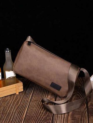 حقيبة كروسبودي كاجوال عصرية للرجال موديل 2025، حقيبة رسول بسيطة عتيقة، حقيبة كتف جلد صغيرة للهاتف