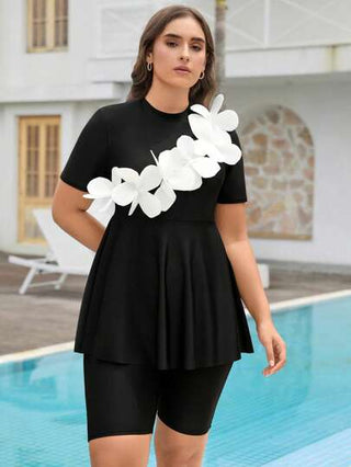 Swim Mulvari زي سباحة محتشم من جزأين للمرأة كبيرة الحجم، ملابس علوية حمالة مزينة بزهرة وشورت
