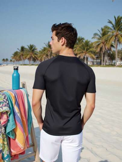 Manfinity Swimmode بذلة السباحة الرشاشة للرجال ذات اللون المتباين والرقعات، قصيرة الأكمام، واقية من الشمس والتزلج