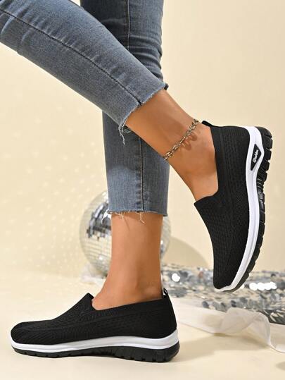 أحذية رياضية للنساء للجري والتمرينات، سهلة الارتداء، متنفسة وخفيفة الوزن، قياسات كبيرة، ذات قاع وسطح ناعم مريحة وأنيقة