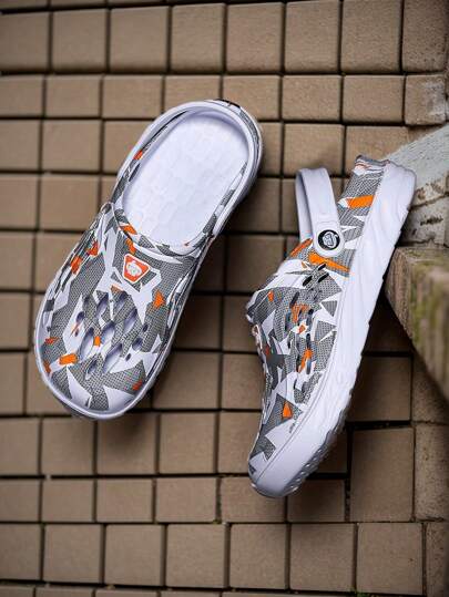 زوج من الأحذية الرياضية الصيفية الرجالية الأصلية ذات الطابع الرياضي الكاجوال للشاطئ والخارج ، مقاومة للانزلاق ذات منصة سميكة رياضية من خامة الإيفا ، صنادل رجالية (بطباعة غير متماثلة)