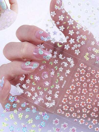 30 قطعة ملصقات فنون الأظافر بأشكال الأزهار ، اكسسوارات أظافر بأشكال قلب وزهور الأقحوان الملونة ثلاثية الأبعاد لاصقة ذاتيًا، مناسبة للنساء والفتيات