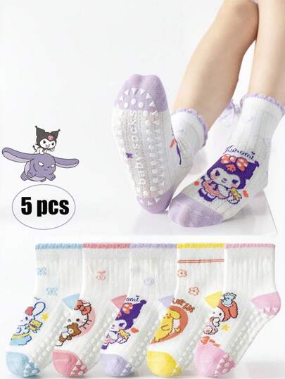 Sanrio 5 أزواج من الجوارب الناعمة المانعة للانزلاق والمنفذة للهواء، جوارب سيليكون مانعة للانزلاق على الأرض للأطفال، بأنماط كرتونية من ساناريو