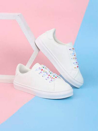 حذاء رياضي كاجوال متين ولين مانع للانزلاق قابل للشد والسحب، موديل 2025