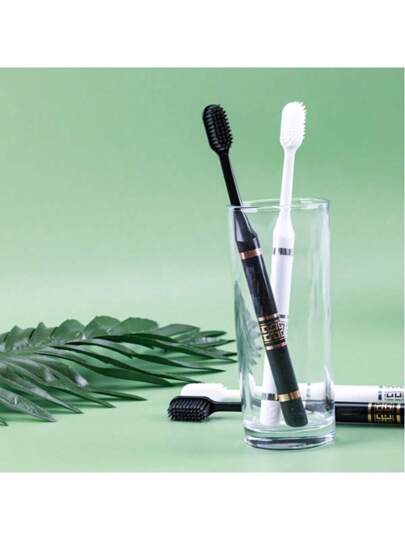 2 فرشاة أسنان لكلا الجنسين، زوجية من الشعيرات الناعمة، فرشاة أسنان ناعمة جدًا للبالغين ذات رأس صغير من الفحم النباتي لتنظيف عميق وحماية اللثة وإزالة البقع بتنظيف فموي