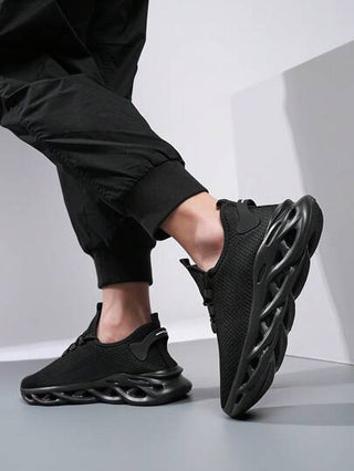 زوج من الأحذية الرياضية الكاجوال الخفيفة متعددة الألوان ذات الرباط، أحذية الركض الصيفية للخارج