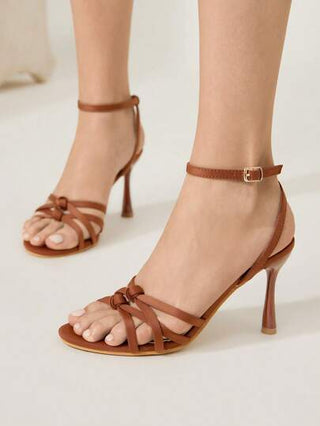 CUCCOO CHICEST نعال نسائية ذات حزام متقاطع وكعب مكعب بني أنيقة وعصرية، مناسبة لحفلات الشاي بعد الظهر، والمواعيد، والإجازات، وذات تصميم عصري متنوع
