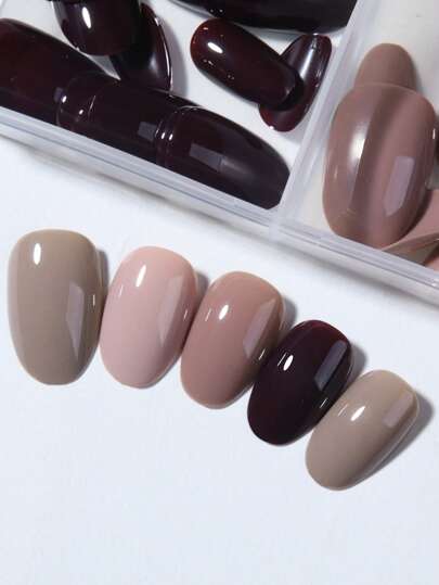 96 قطعة/علبة (4 ألوان متنوعة) أظافر قصيرة بتصميم بيضاوي قصير من الأكريليك والألوان البنية، تغطية كاملة للأظافر الاصطناعية ، تحتوي على 1 قطعة من صمغ الجيلي و 1 قطعة من ملف الأظافر ، بعلبة تخزين مناسبة للمرأة والفتاة لاستخدام اليومي والحفلات