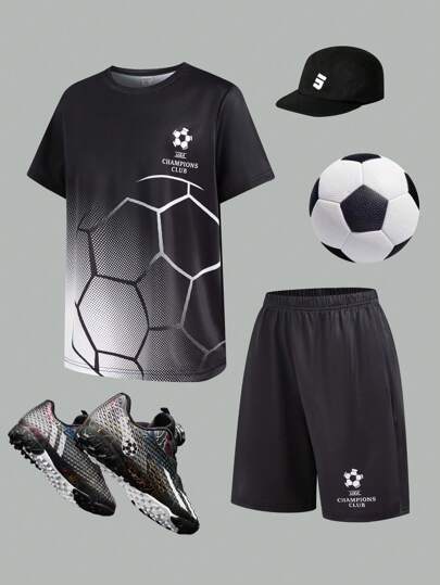 SHEIN مجموعة رياضية من قطعتين (قميص أكمام قصيرة رقبة دائرية وشورت) بطباعة رياضية لكرة القدم للأولاد المراهقين