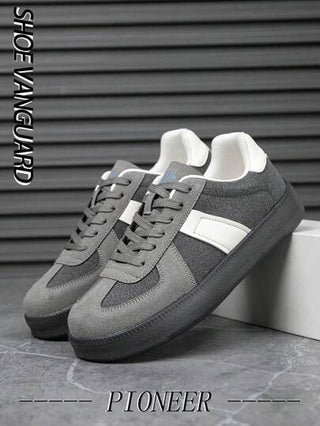 أحذية رياضية كاجوال للرجال مريحة وخفيفة الوزن بتصميم مسامي وطباعة رسائل باللون المتباين خيط أمامي للشد، أنيقة متعددة الاستخدامات للوقت الحر والأنشطة الخارجية